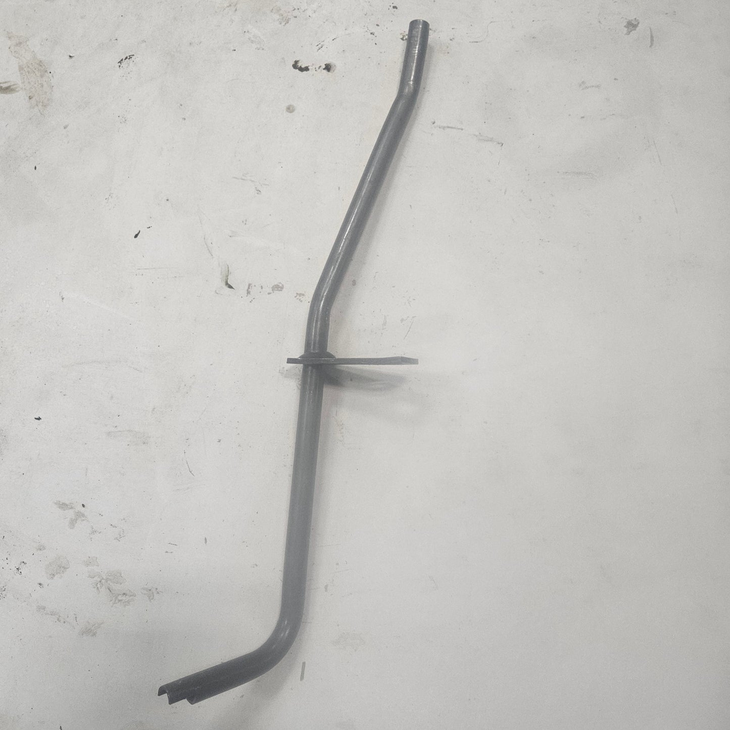 John Deere Tube RE12064 - USED