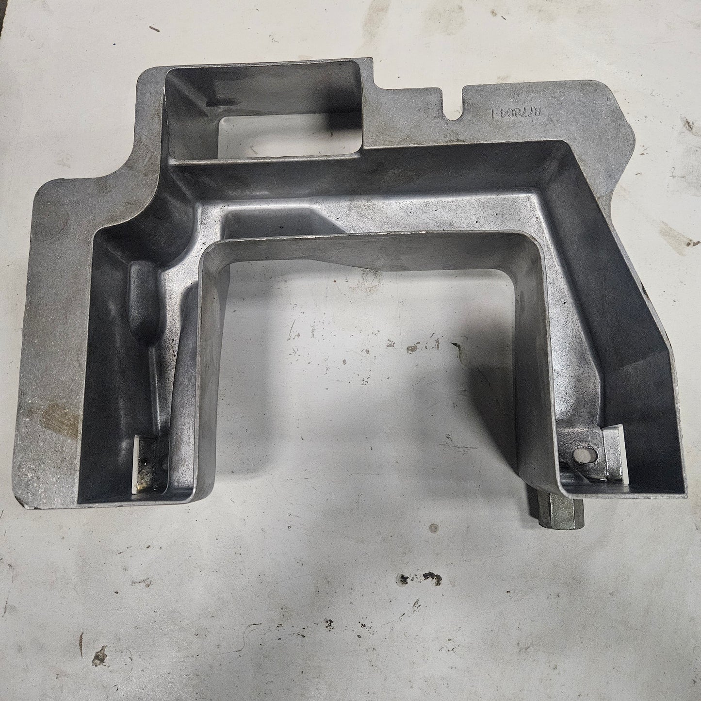 John Deere Transmission Case Oil Trough R77804 - USED