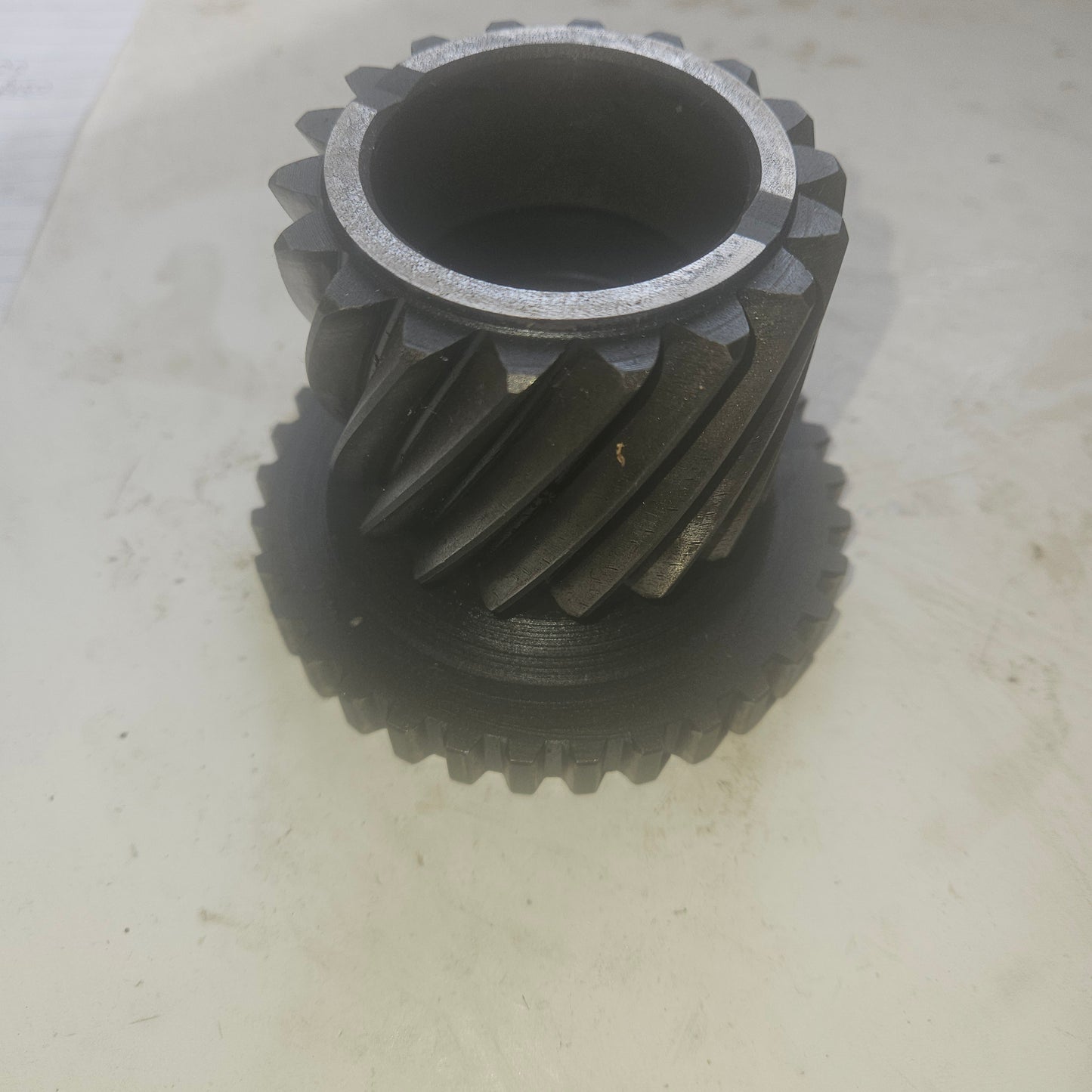 John Deere Reverse Pinion R63929 - USED