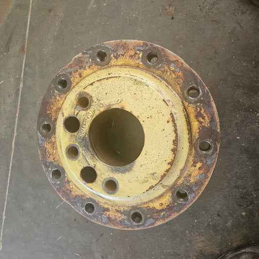 John Deere 10 Bolt Dual Hub R54180 - USED