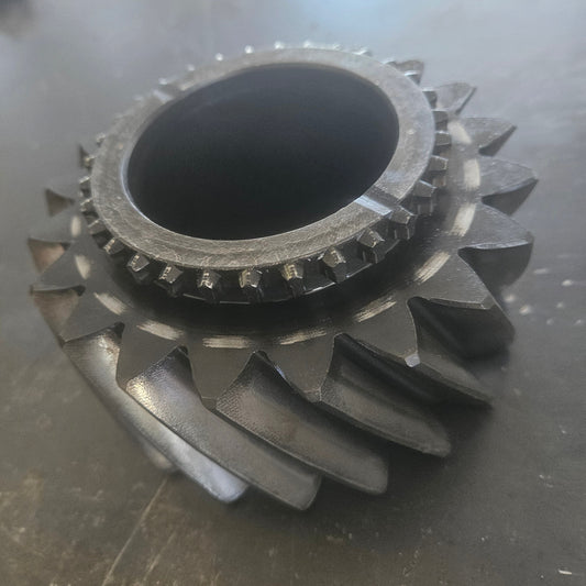 John Deere Reduction Gear R72192 - USED