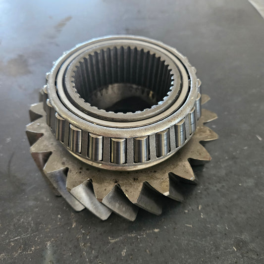 John Deere MFWD Drive Gear R72196 - USED